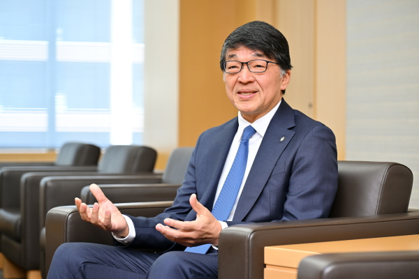 社长兼CEO 贷谷 伊知郎
